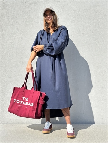 GASPAR  Love Tencel Dress 2510714 Kjole DARK BLUE